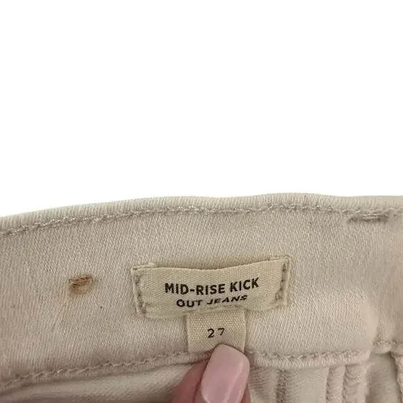 Madewell Mid-Rise Kick Out Stretch Denim Jeans in Ecru (27) - Picture 13 of 16